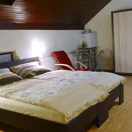 Inn Stara Krcma Stratena